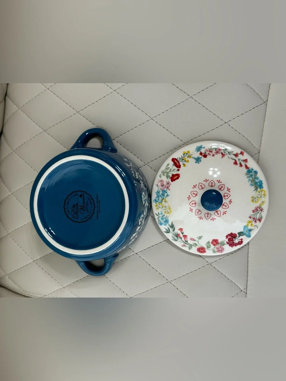 The Pioneer Woman Fancy Flourish round ceramic mini casserole dish